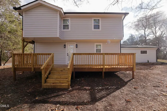 $2,500 | 731 Latimer Street, Hillsborough, NC 27278