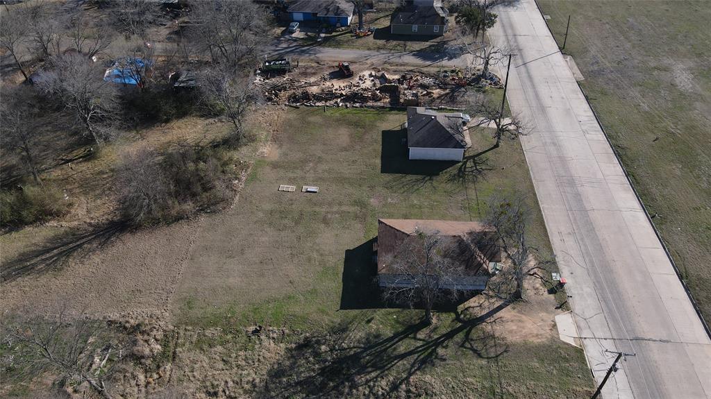 1620 Fitzhugh Avenue Paris, TX 75460 - Photo 13 of 15 a view of water heater room