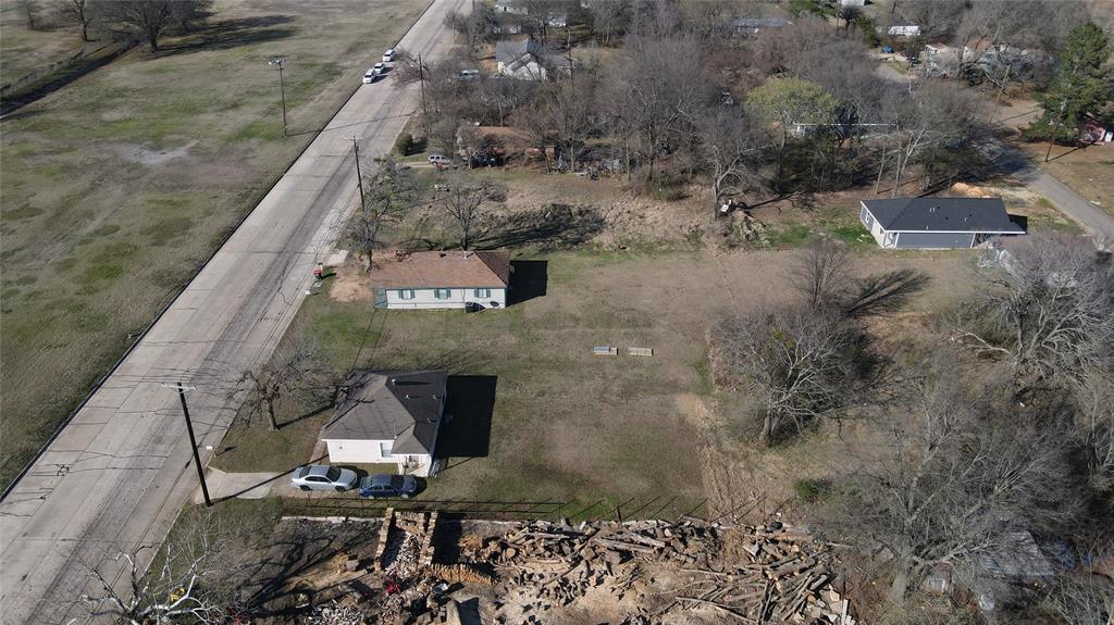 1620 Fitzhugh Avenue Paris, TX 75460 - Photo 7 of 15 a view of roof