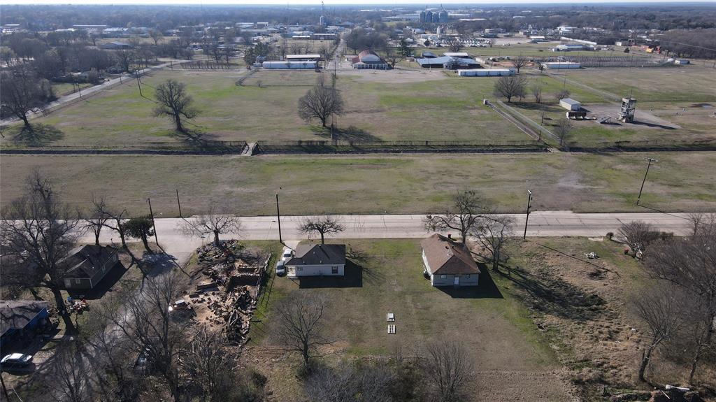 1620 Fitzhugh Avenue Paris, TX 75460 - Photo 9 of 15 a view of lake