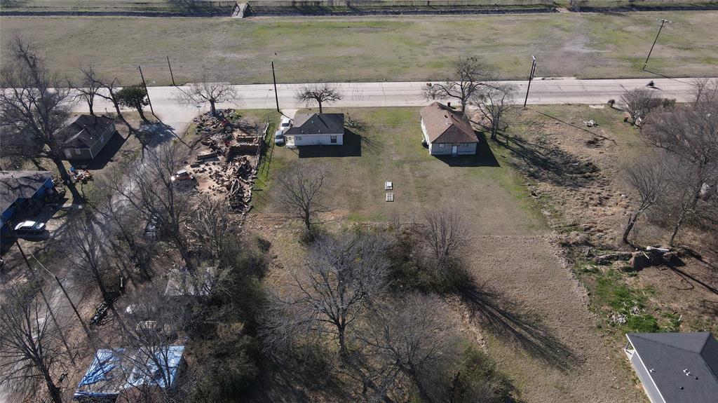 1620 Fitzhugh Avenue Paris, TX 75460 - Photo 10 of 15 a view of parking area
