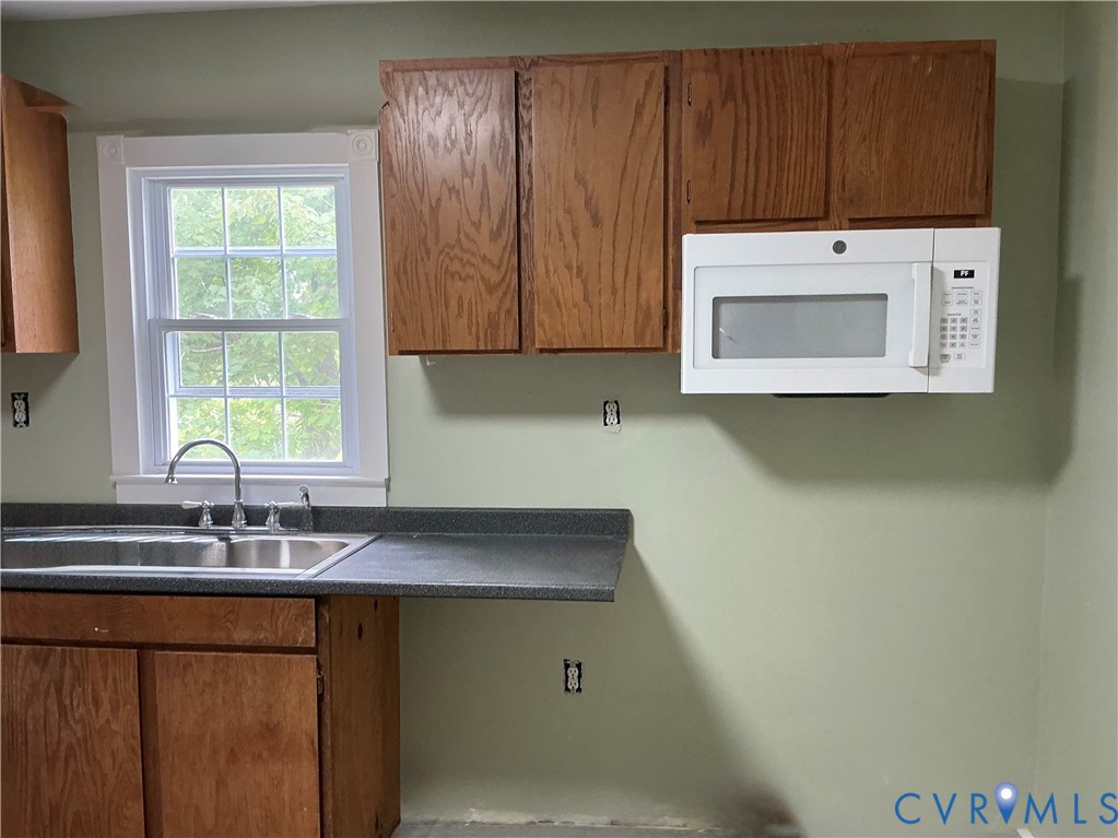 15618 Cross County Road Mineral, VA 23117 - Photo 14 of 31