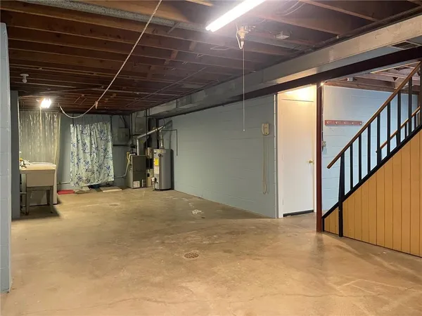 a view of empty room