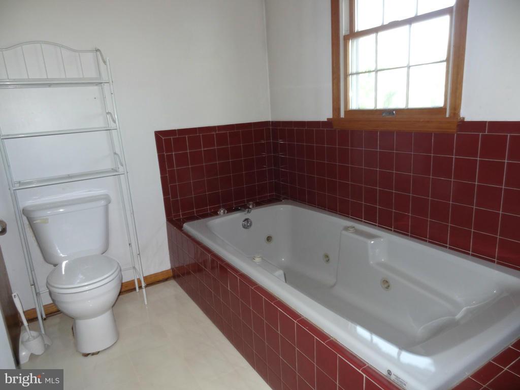 193 Rock Church Road Elkton, MD 21921 - Photo 8 of 14 Bath