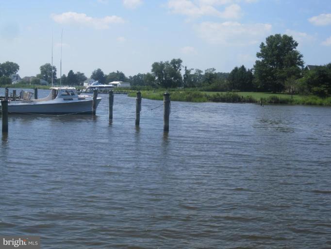 103 Main Street Secretary, MD 21664 - Photo 8 of 17 Neighbors Boat