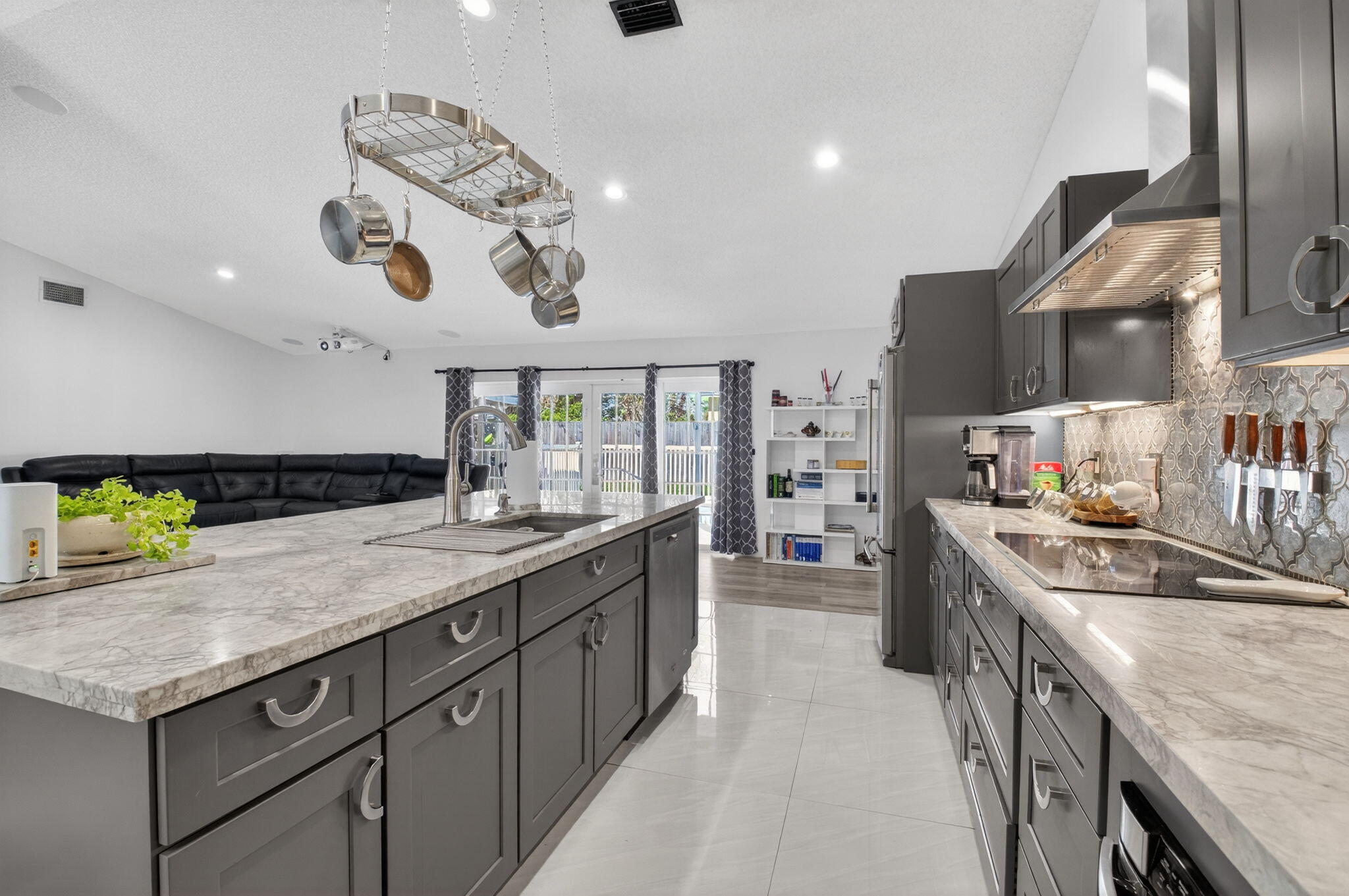 19131 Fairlawn Way Boca Raton, FL 33434 - Photo 11 of 39 KITCHEN