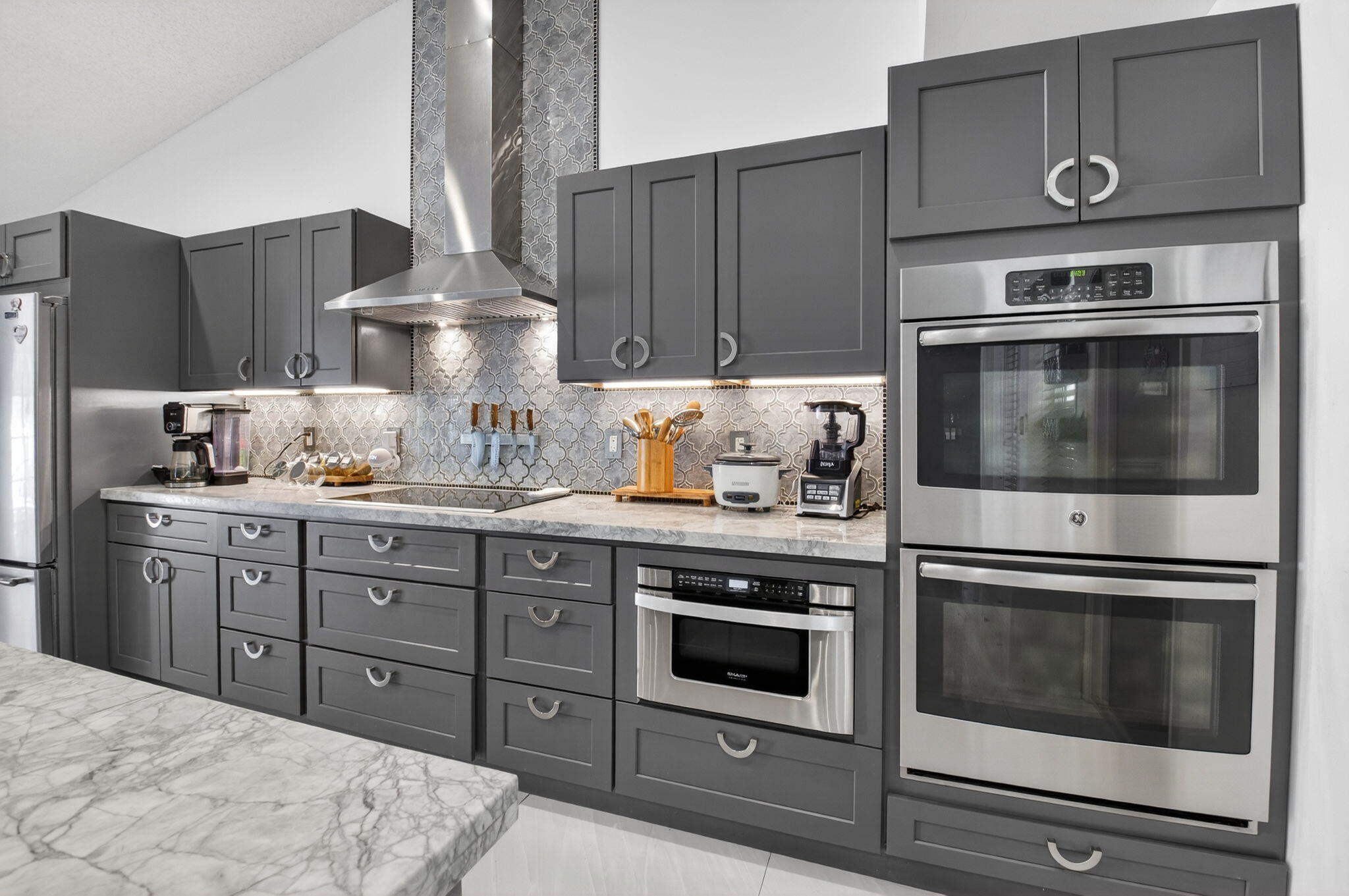 19131 Fairlawn Way Boca Raton, FL 33434 - Photo 2 of 39 KITCHEN