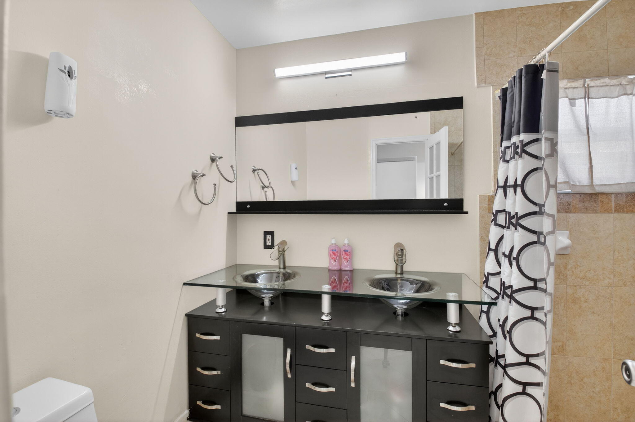 19131 Fairlawn Way Boca Raton, FL 33434 - Photo 22 of 39 Primary Bath