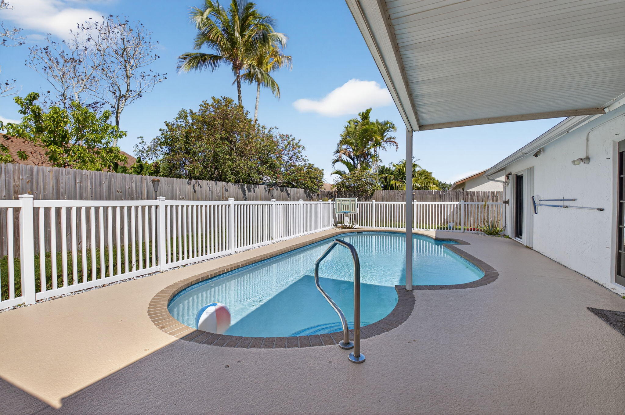 19131 Fairlawn Way Boca Raton, FL 33434 - Photo 32 of 39 Pool