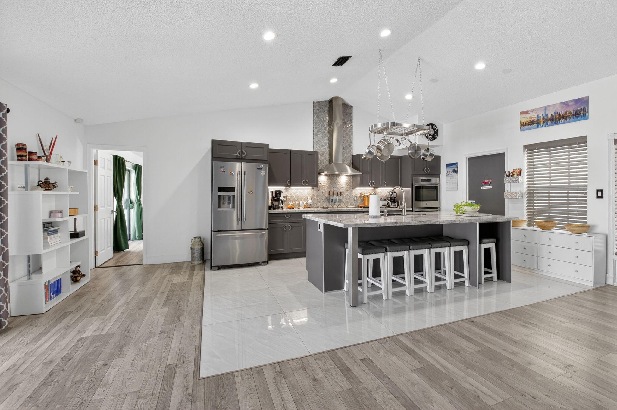 19131 Fairlawn Way Boca Raton, FL 33434 - Photo 8 of 39 KITCHEN