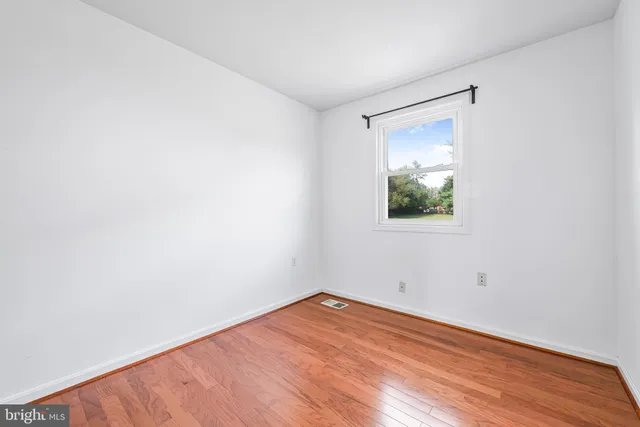 $460,000 | 3323 Buehler Court, Unit 111, Olney, MD 20832