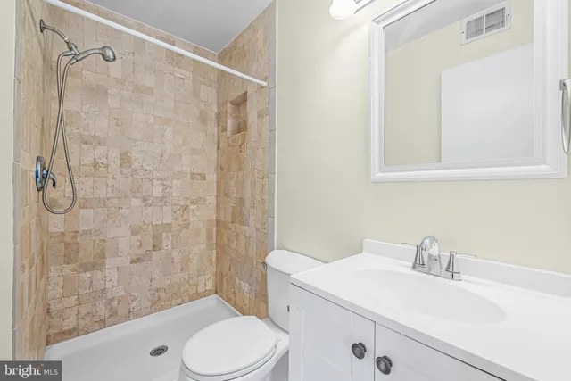 $460,000 | 3323 Buehler Court, Unit 111, Olney, MD 20832