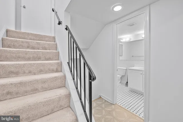 $460,000 | 3323 Buehler Court, Unit 111, Olney, MD 20832