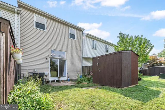 $460,000 | 3323 Buehler Court, Unit 111, Olney, MD 20832