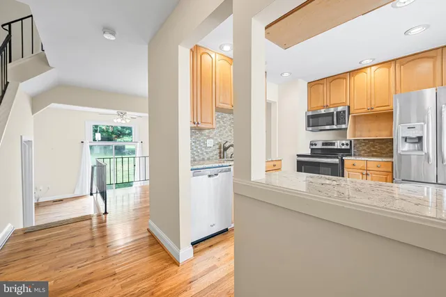 $460,000 | 3323 Buehler Court, Unit 111, Olney, MD 20832