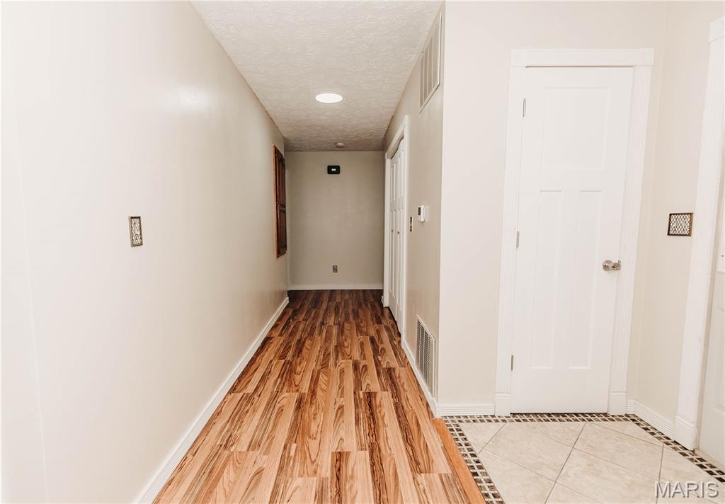 26225 Rambling Lane Richland, MO 65556 - Photo 17 of 83