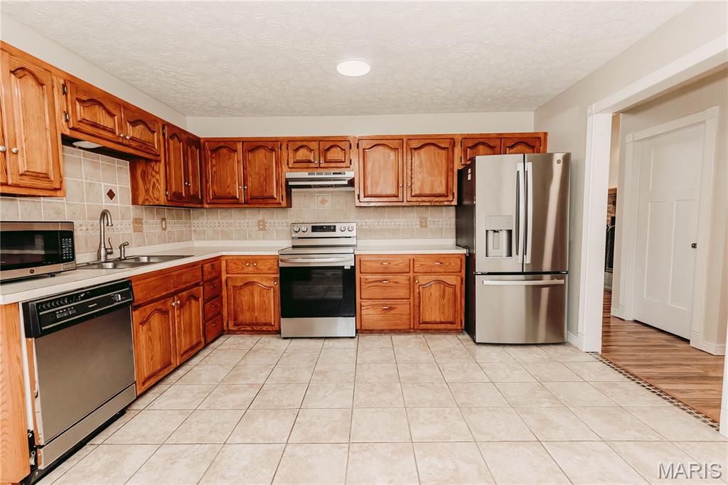 26225 Rambling Lane Richland, MO 65556 - Photo 19 of 83