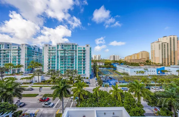 $8,000 | 3030 Northeast 188th Street, Unit 602, Aventura, FL 33180