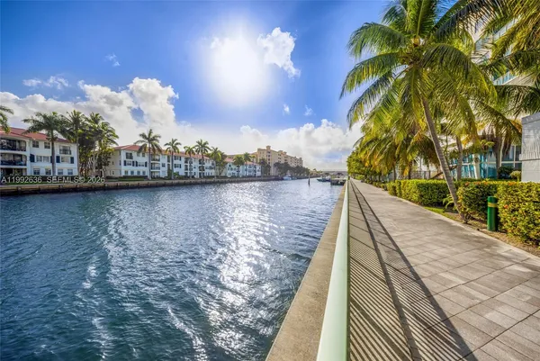 $8,000 | 3030 Northeast 188th Street, Unit 602, Aventura, FL 33180