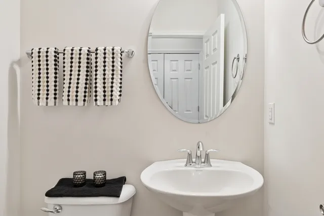 $399,000 | 875 Station Boulevard, Elburn, IL 60119