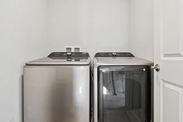 $399,000 | 875 Station Boulevard, Elburn, IL 60119