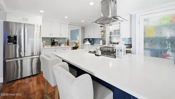 $450,000 | 298 Bay Shore Drive, Chocowinity, NC 27817