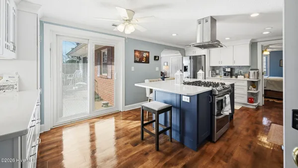 $450,000 | 298 Bay Shore Drive, Chocowinity, NC 27817