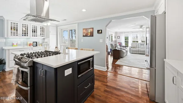 $450,000 | 298 Bay Shore Drive, Chocowinity, NC 27817