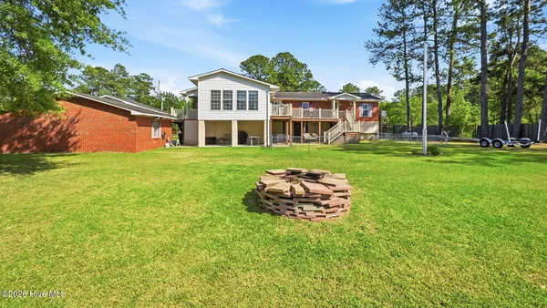 $450,000 | 298 Bay Shore Drive, Chocowinity, NC 27817