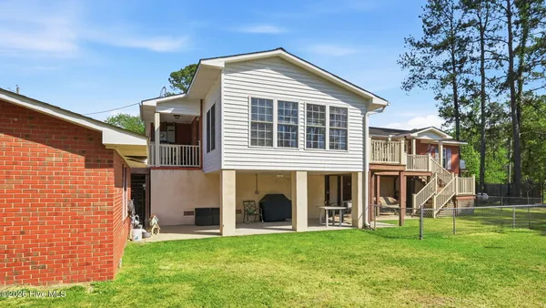 $450,000 | 298 Bay Shore Drive, Chocowinity, NC 27817