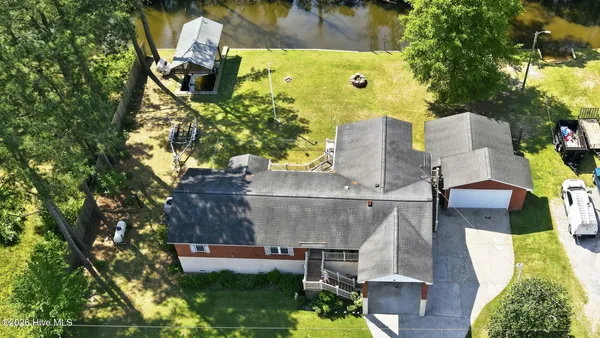 $450,000 | 298 Bay Shore Drive, Chocowinity, NC 27817