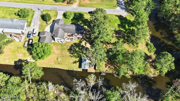$450,000 | 298 Bay Shore Drive, Chocowinity, NC 27817
