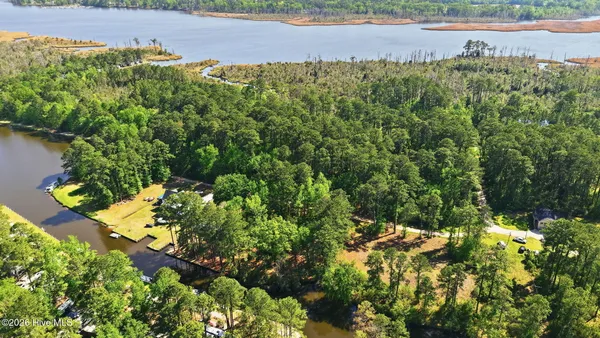 $450,000 | 298 Bay Shore Drive, Chocowinity, NC 27817