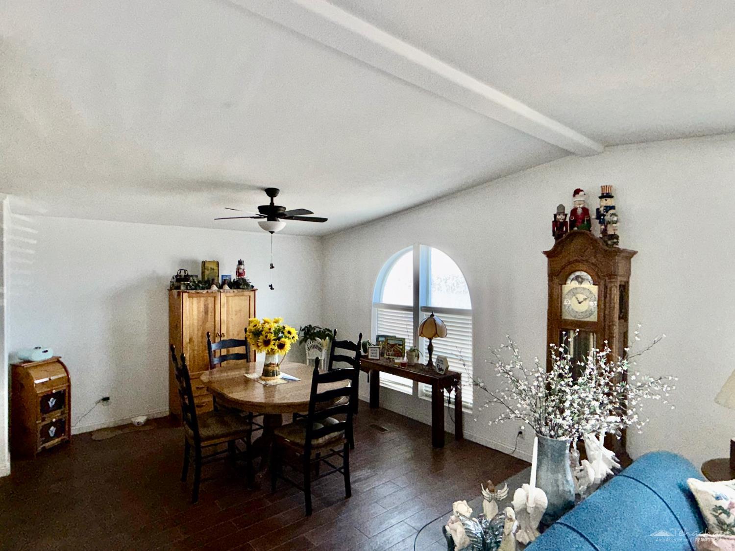 600 South Dennison Road, Unit 8 Tehachapi, CA 93561 - Photo 45 of 48 Gallery Image 45