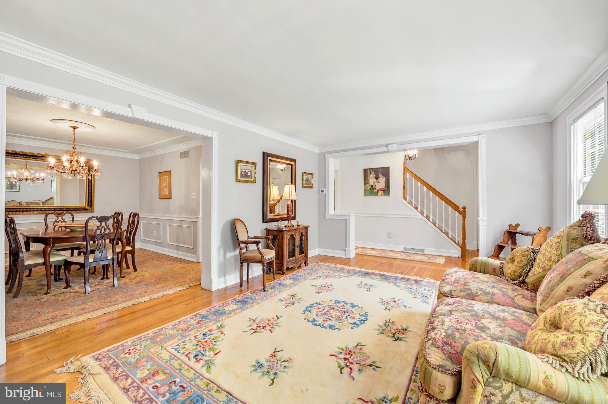 736 Summit Avenue Philadelphia, PA 19128 - Photo 10 of 34