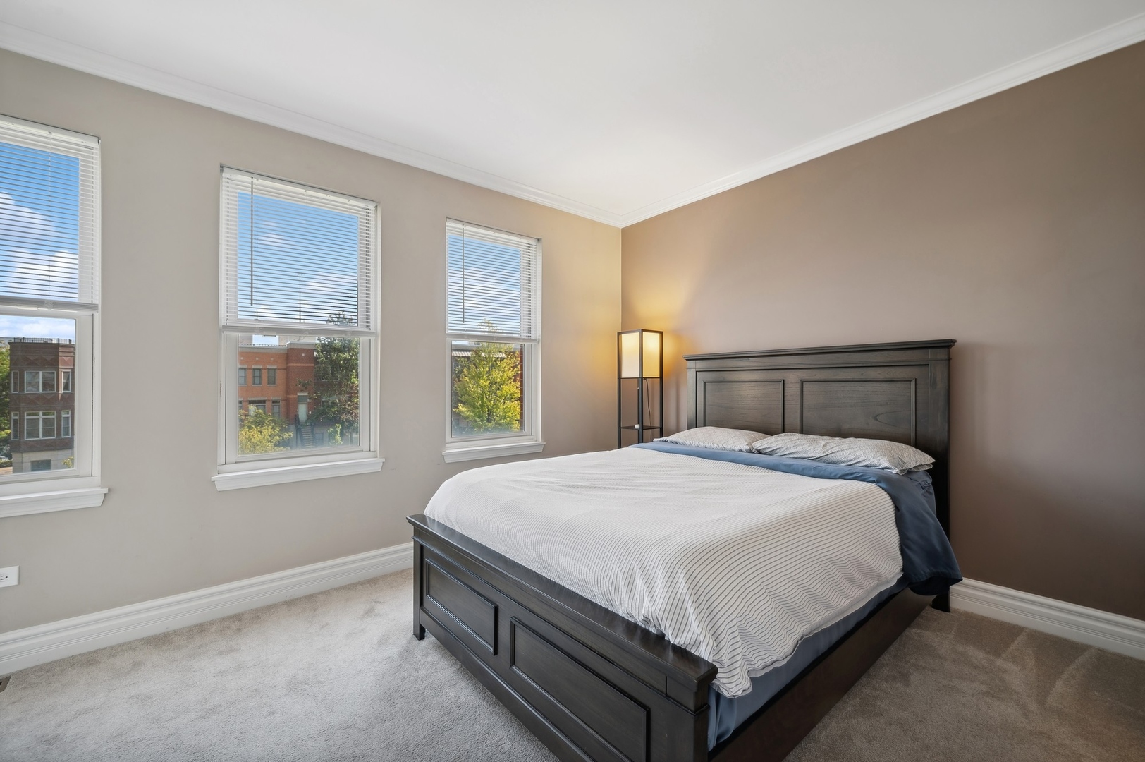 761 West 15th Street Chicago, IL 60607 - Photo 13 of 21 Gallery Image 13