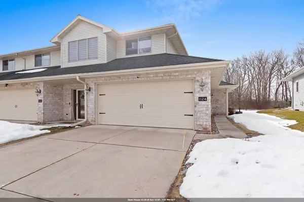$285,000 | 1124 Heyerdahl Heights, Hobart, WI 54155