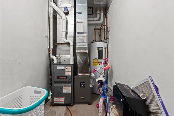 $285,000 | 1124 Heyerdahl Heights, Hobart, WI 54155