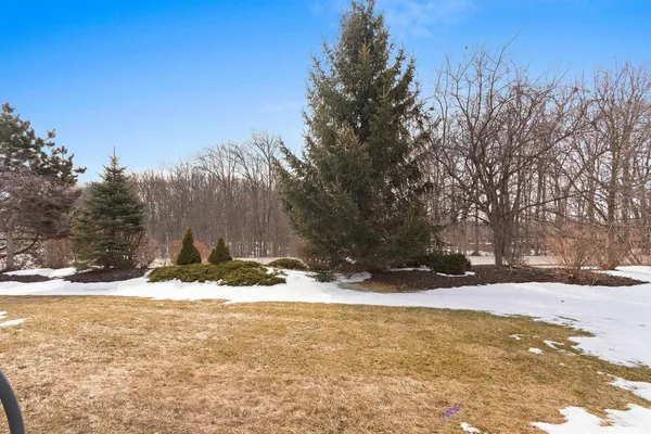 $285,000 | 1124 Heyerdahl Heights, Hobart, WI 54155