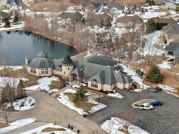 $285,000 | 1124 Heyerdahl Heights, Hobart, WI 54155