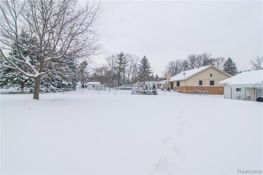 2890 Walbridge Drive Rochester Hills, MI 48307 - Photo 39 of 40