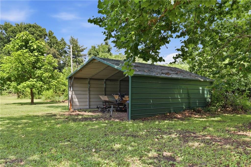3907 Southwest Scherer Road Lee's Summit, MO 64082 - Photo 30 of 40