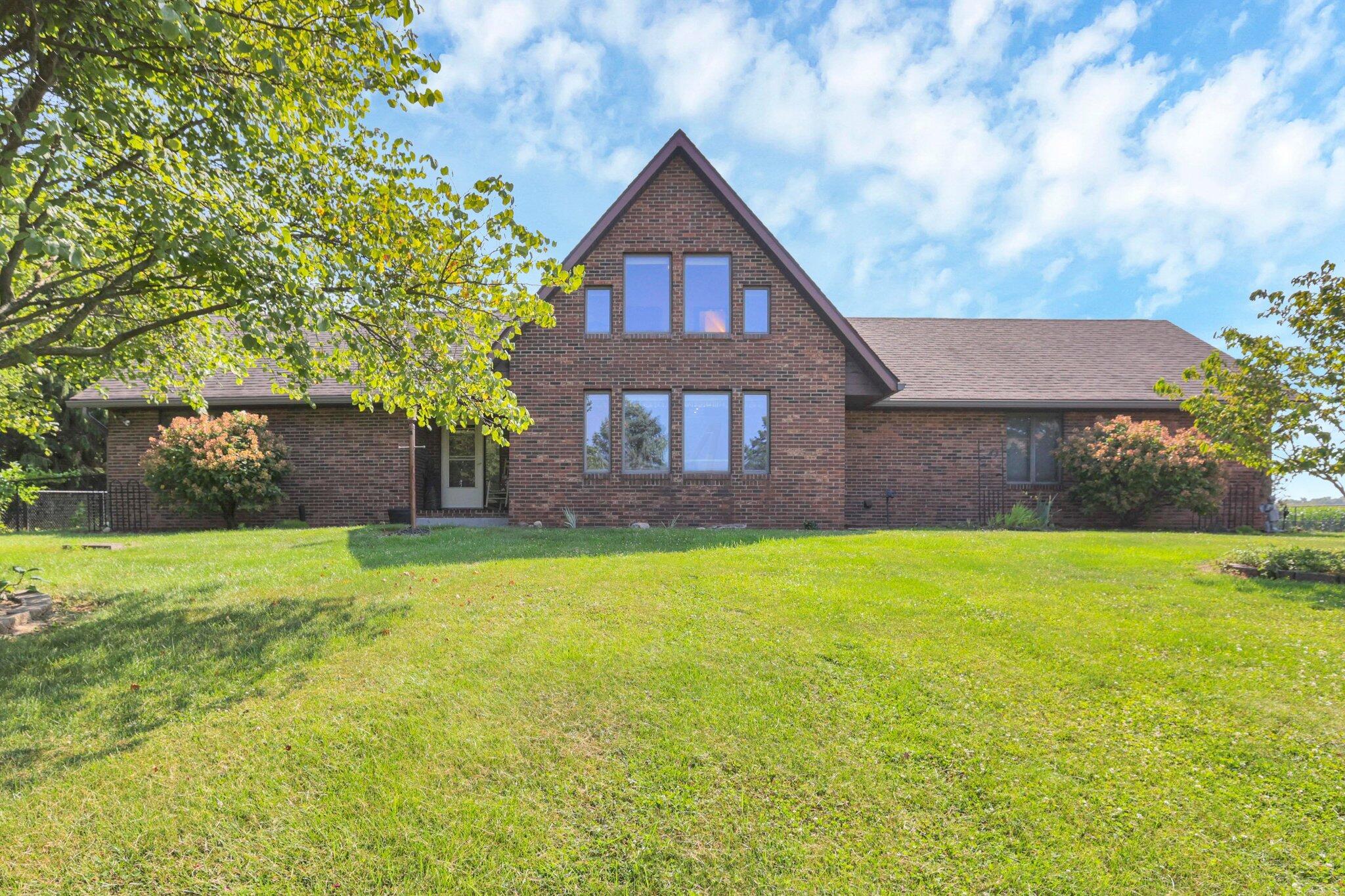 7430 Richardson Road Groveport, OH 43125 - Photo 2 of 40 View of Front of Home