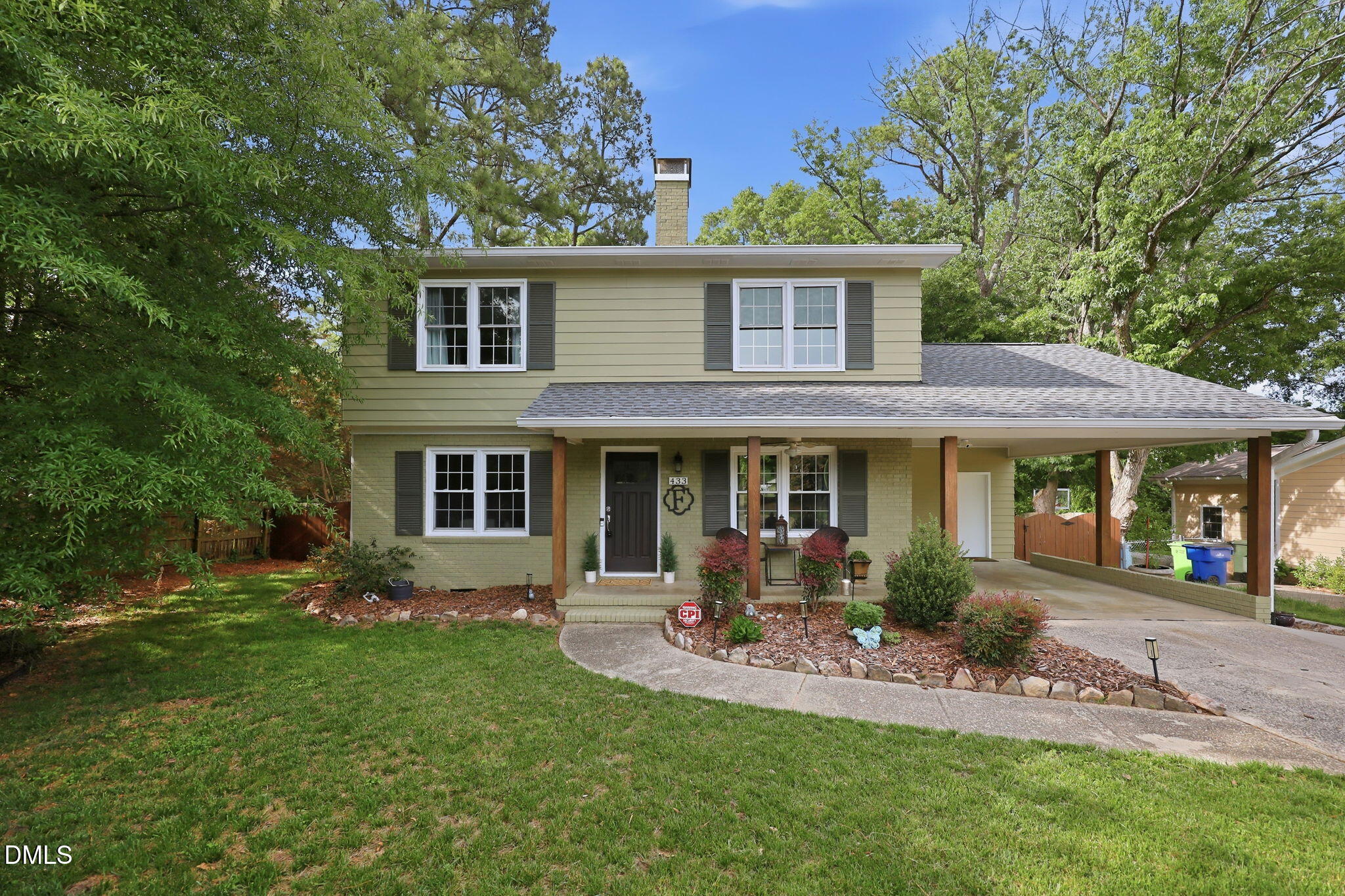 433 East Millbrook Road Raleigh, NC 27609 - Photo 1 of 35 1-web-or-mls-IMG_9268 (1)
