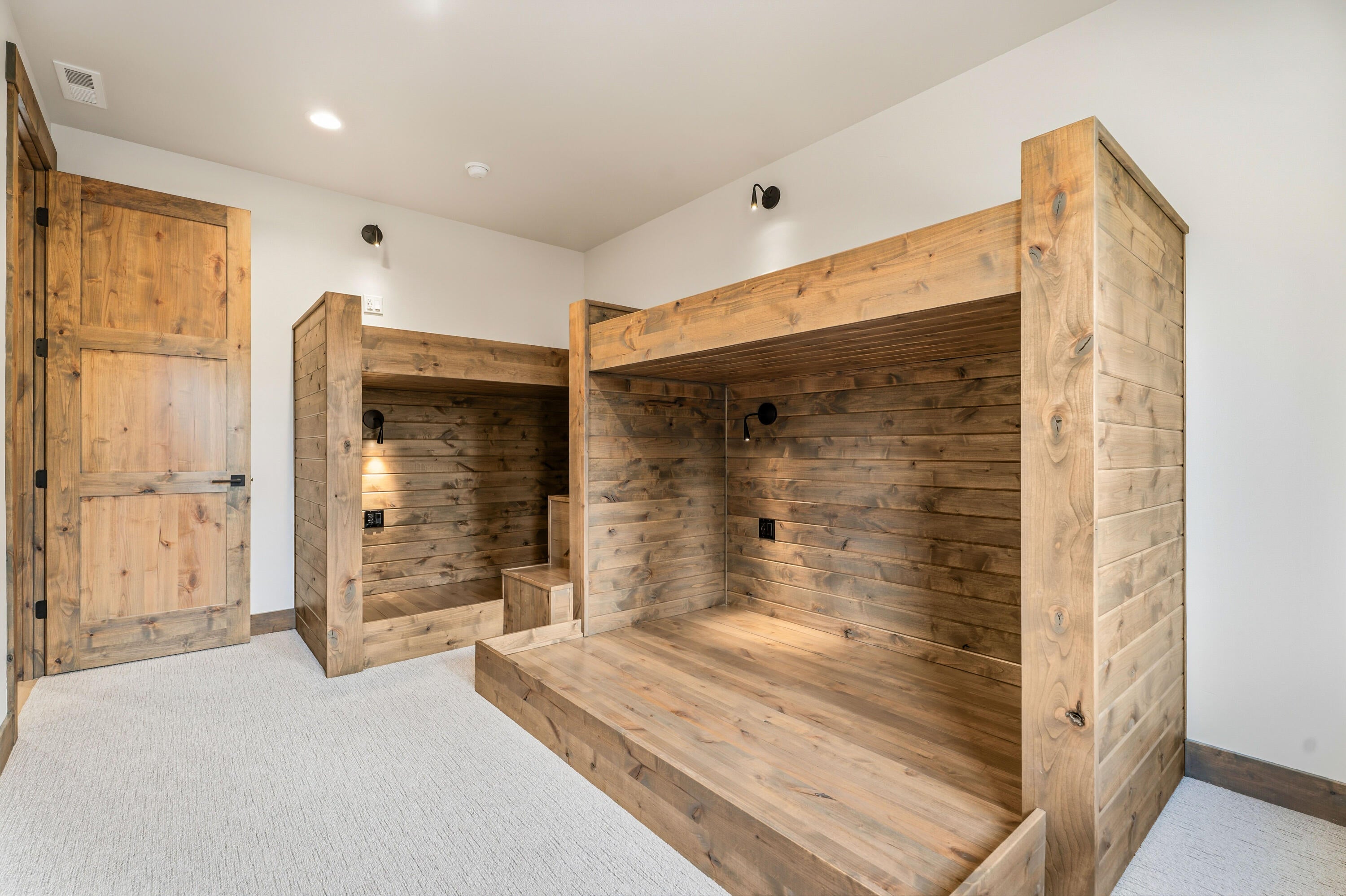 17875 Preservation Loop Bend, Unit 422 Bend, OR 97707 - Photo 57 of 90 Bunkroom