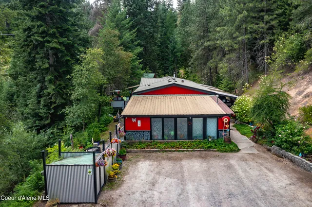 $535,000 | 126 Makridge Lane, Kingston, ID 83839