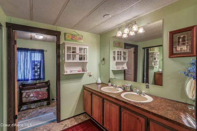 $535,000 | 126 Makridge Lane, Kingston, ID 83839