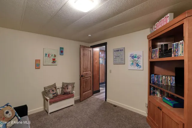 $535,000 | 126 Makridge Lane, Kingston, ID 83839