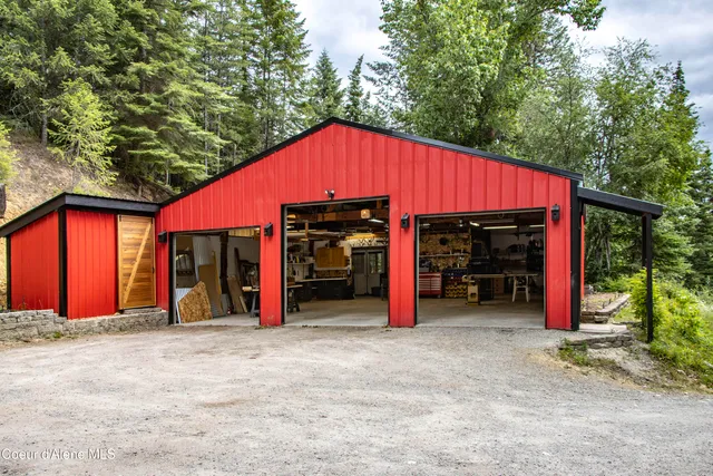 $535,000 | 126 Makridge Lane, Kingston, ID 83839