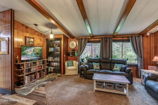 $535,000 | 126 Makridge Lane, Kingston, ID 83839